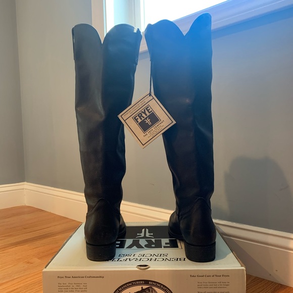 Frye Melissa Button knee high tall pull on black leather boots - size 8. - Picture 5 of 7